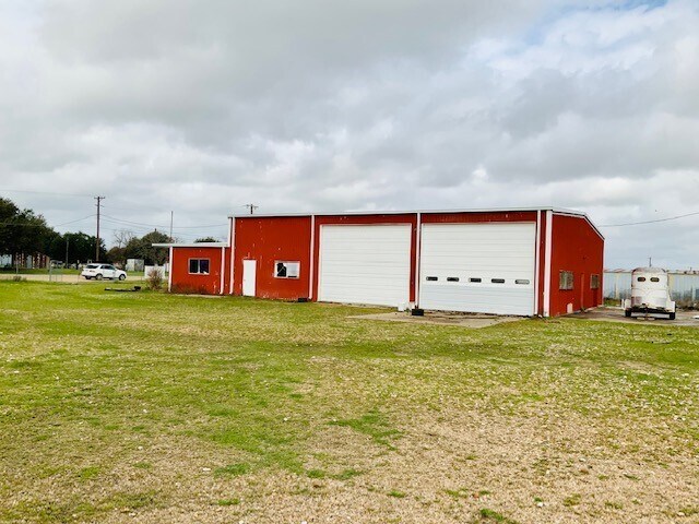 More Photos Of 204 Glen Flora Rd, Eagle Lake Land For Sale