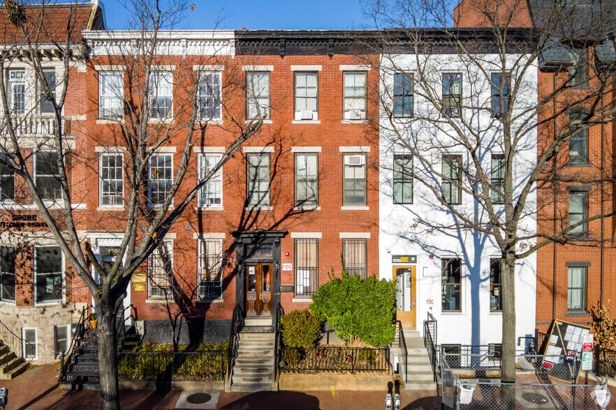 More Photos Of 1010 Pennsylvania Ave SE, Washington Hospitality For Sale