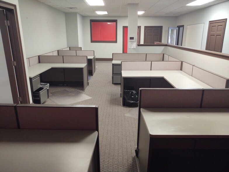 More Photos Of 1700 Pennsylvania Ave, McDonough Office For Lease