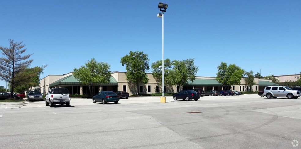 More Photos Of 6026 Lakeside Blvd, Indianapolis Light Distribution For Lease