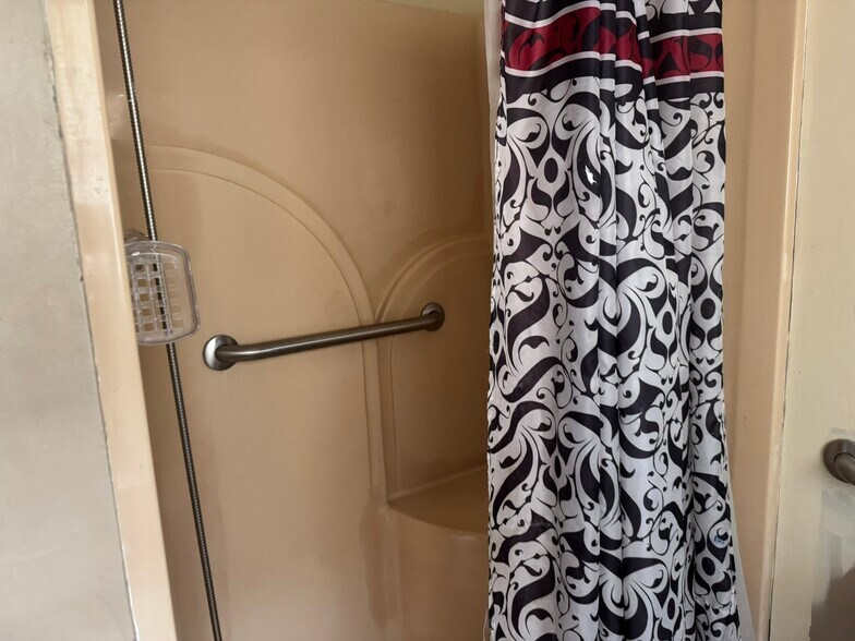 More Photos Of 11150 Highway 97, Century Land For Sale