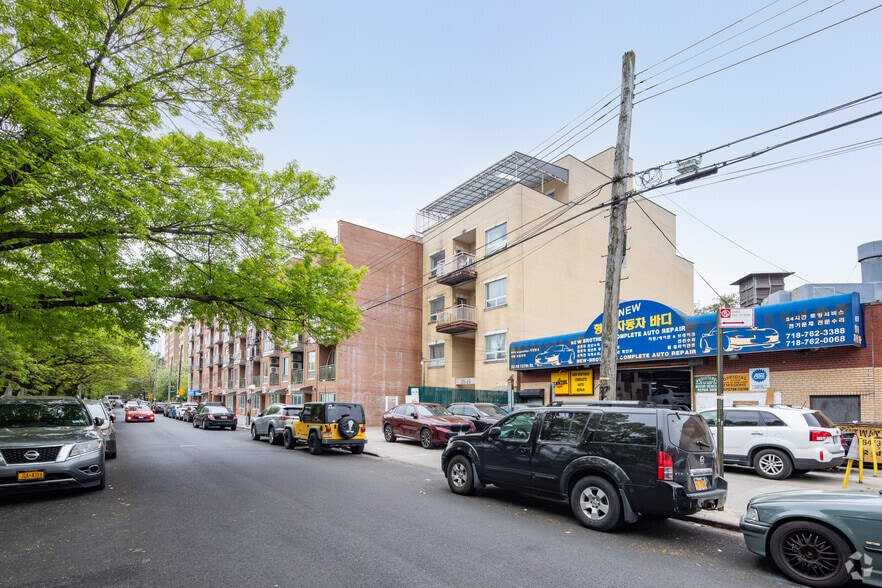 More Photos Of 32-16 137th St, Flushing Apartments For Sale