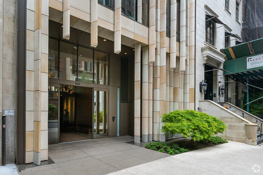 More Photos Of 23 E 22nd St, New York Apartments For Lease