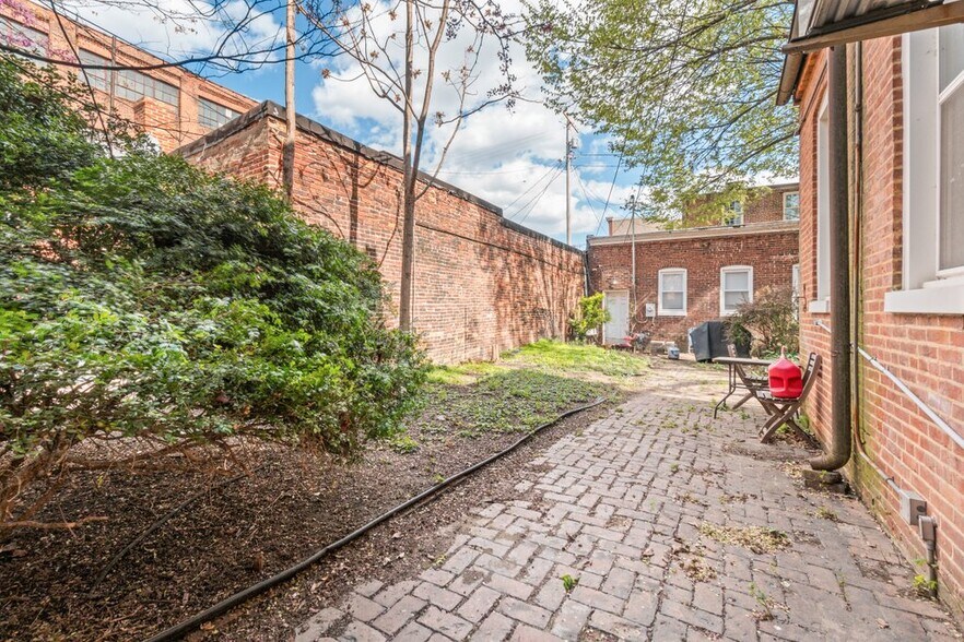 More Photos Of 645 Washington Blvd, Baltimore Apartments For Sale