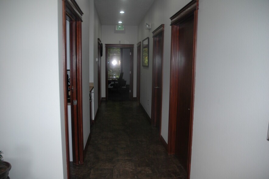 More Photos Of 5987 W State St, Boise Office For Lease