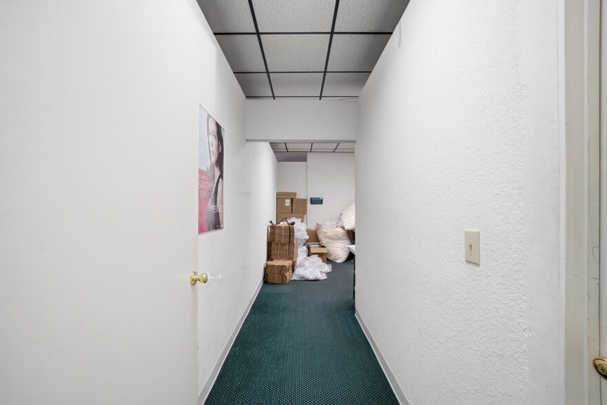 More Photos Of 2315 Pacific Coast Hwy, Lomita Storefront Retail Office For Sale