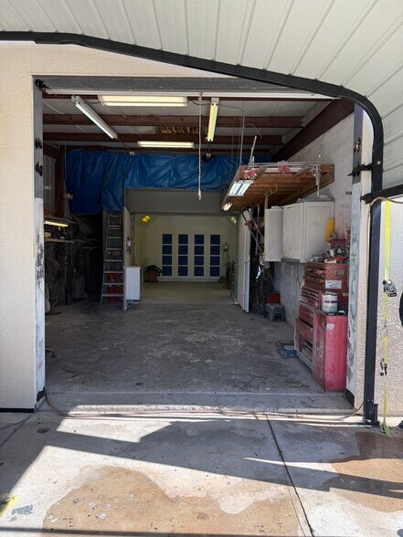 More Photos Of 2190 Corporation Blvd, Naples Service For Lease