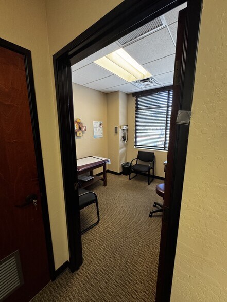 More Photos Of 3511 S Mercy Rd, Gilbert Medical For Lease