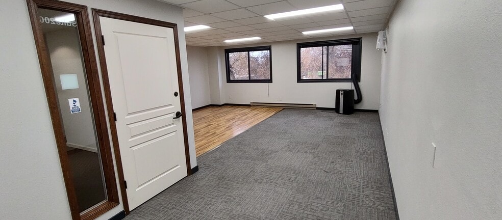 More Photos Of 107 W 29th St, Loveland Storefront Retail Office For Lease