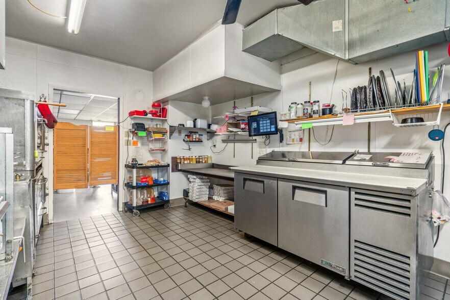 More Photos Of 130 W Lisbon St, Waynesburg Restaurant For Sale