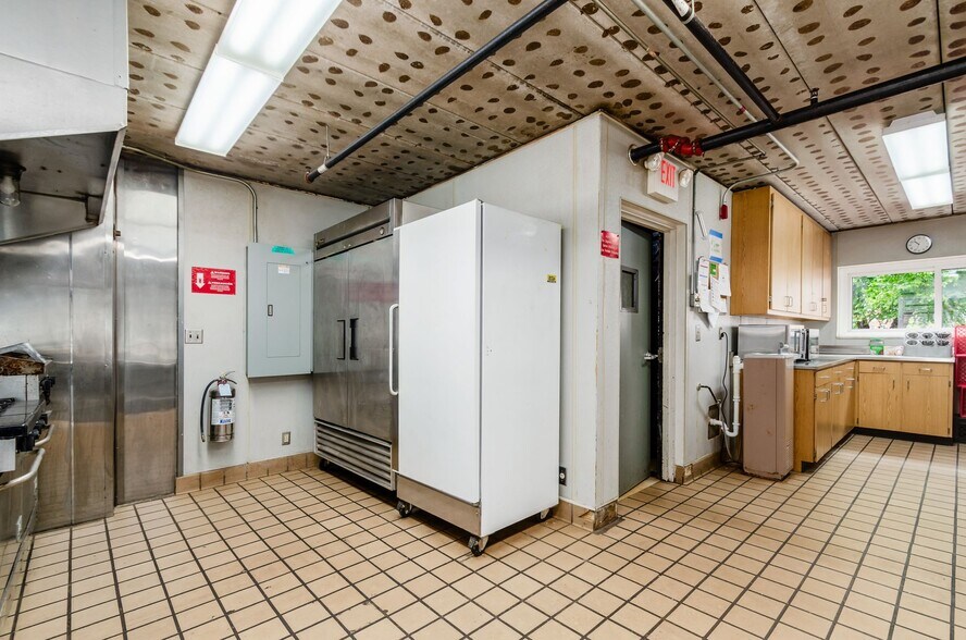 More Photos Of 191 E 15th Ave, Columbus Lodge Meeting Hall For Lease