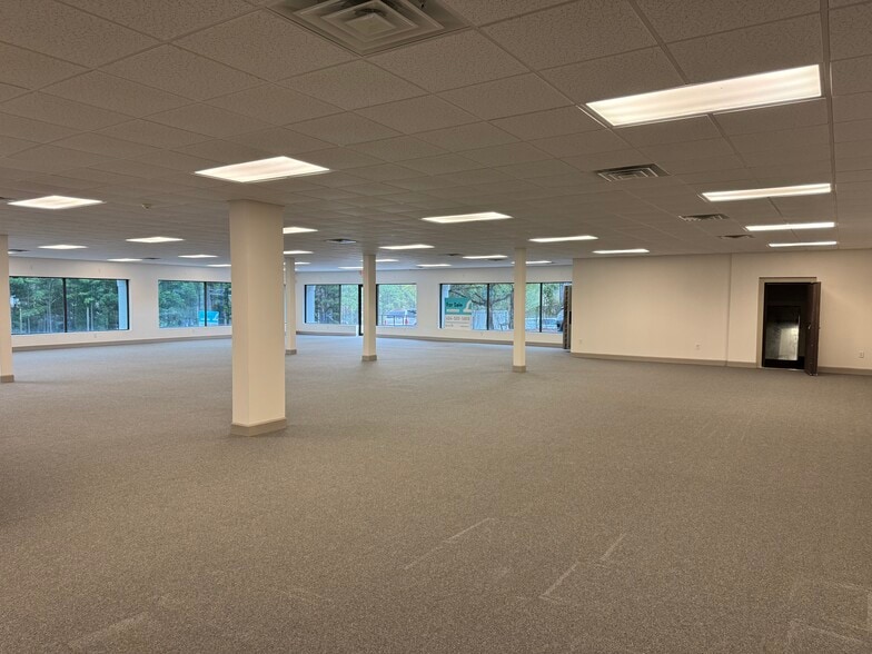 More Photos Of 2707 Buford Hwy, Atlanta Office For Sale