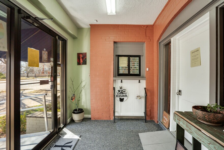 More Photos Of 2410 9th St, Wichita Falls Medical For Sale