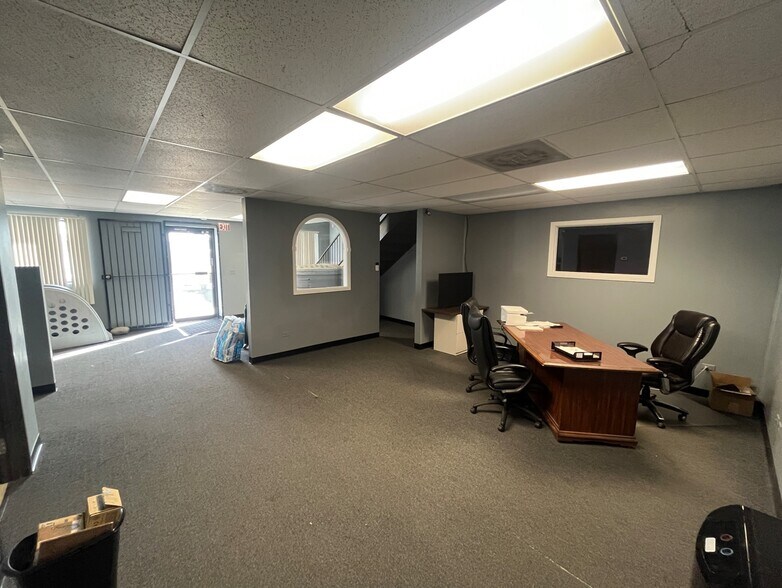 More Photos Of 2931 S Tejon St, Englewood Warehouse For Lease