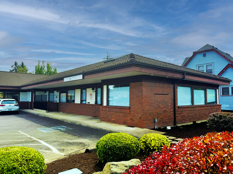 Primary Photo Of 462-472 17th St NE, Salem Office For Lease