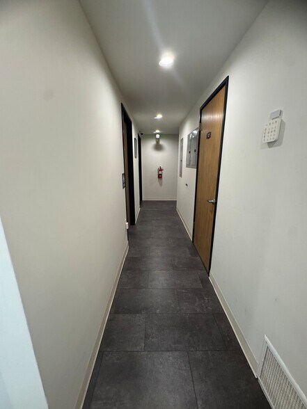 More Photos Of 814 W Foothill Blvd, Monrovia Medical For Sale
