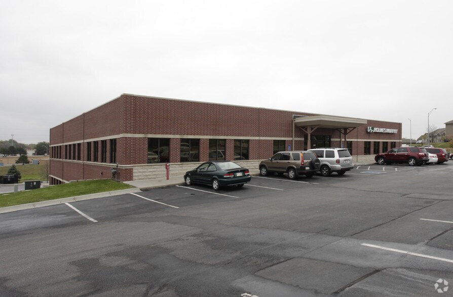 Primary Photo Of 2637 S 158th Plz, Omaha Office For Lease