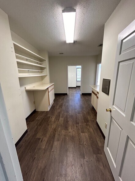 More Photos Of 171 Pleasant St, Concord Medical For Lease