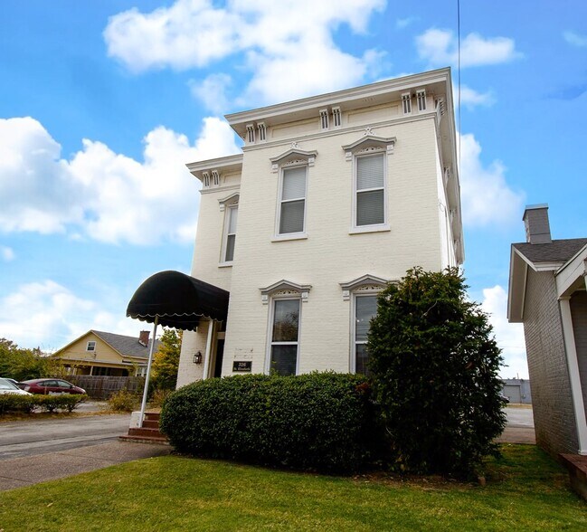 More Photos Of 326 Saint Elizabeth St, Owensboro Office Residential For Lease