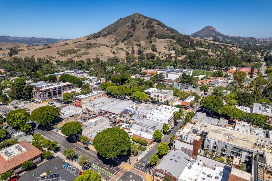 More Photos Of 1131 Broad St, San Luis Obispo Restaurant For Sale