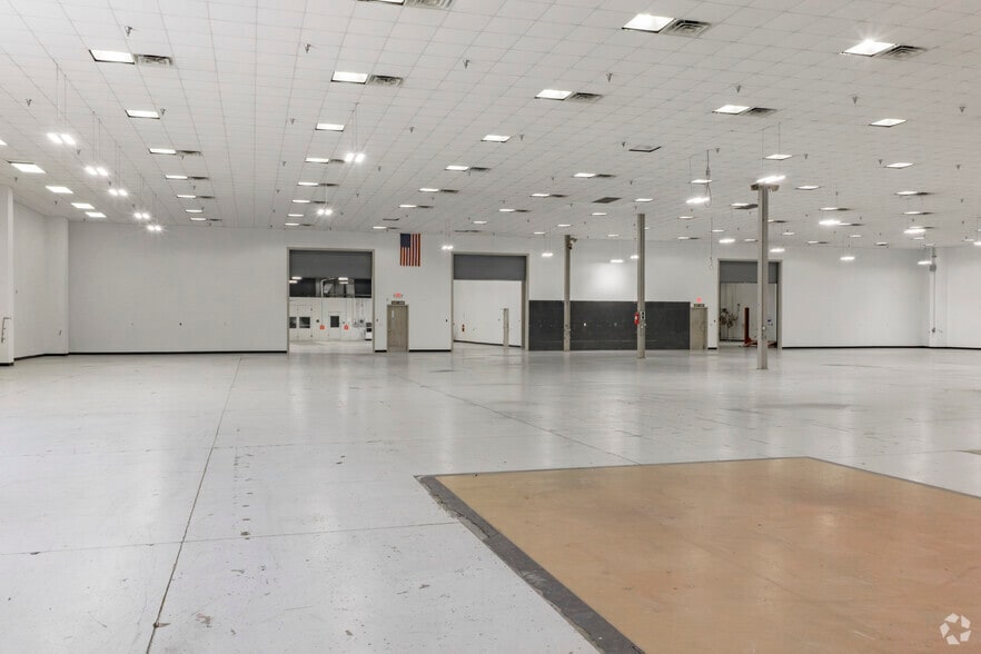 More Photos Of 115 S Dwelle St, Charlotte Unknown For Lease