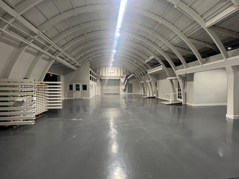 More Photos Of 2070 Scott Ave, West Palm Beach Research And Development For Lease