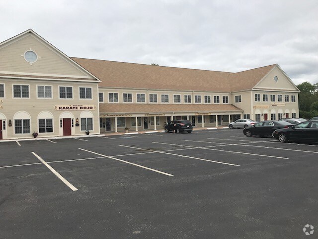 More Photos Of 386 W Main St, Northborough Office For Lease