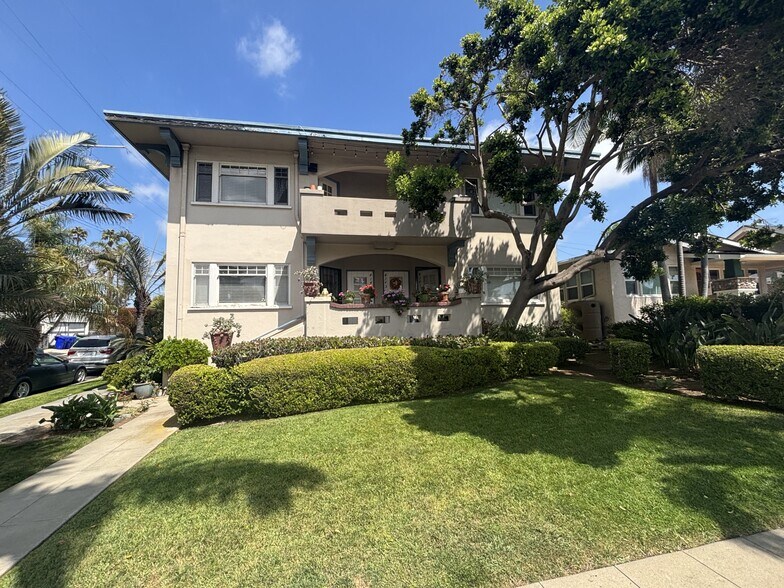 Primary Photo Of 4141-4147 Ingalls St, San Diego Apartments For Sale