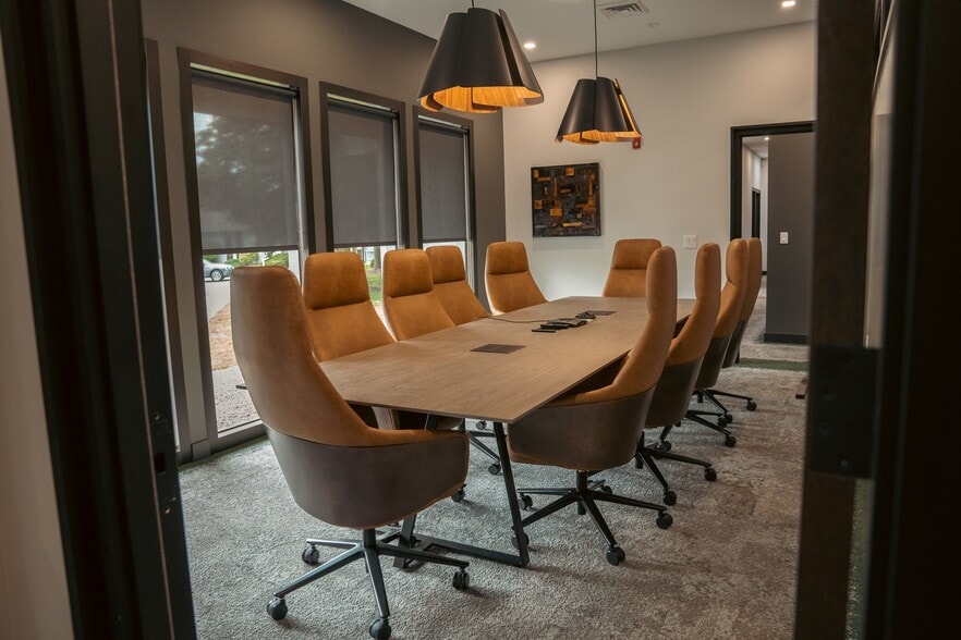 More Photos Of 60 Office Park Way, Pittsford Office Residential For Lease