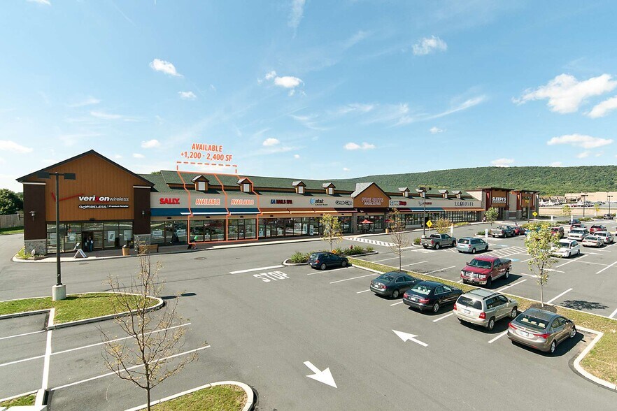 More Photos Of 1700-1780 Tilden Ridge Dr, Hamburg Freestanding For Lease