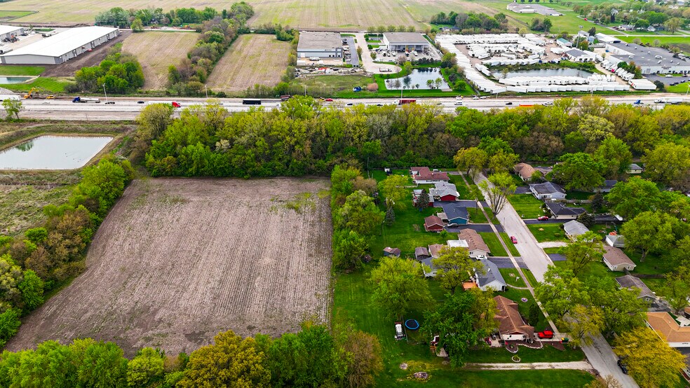 More Photos Of NEC of I-80 & Briggs St, Joliet Land For Lease