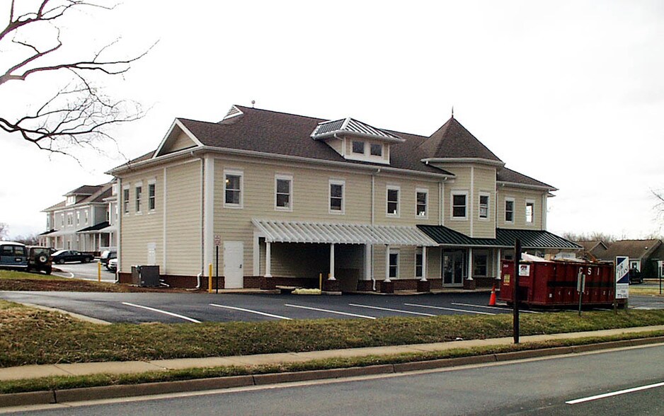 More Photos Of 606 S King St, Leesburg Office For Lease
