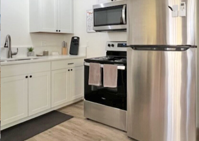 More Photos Of 511 Spruce St SE, Albuquerque Apartments For Sale