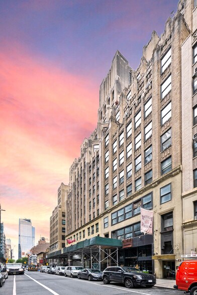 More Photos Of 247 W 30th St, New York Office For Lease