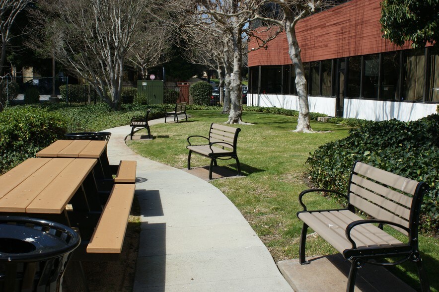 More Photos Of 269 Mt. Hermon Rd, Scotts Valley Office For Lease