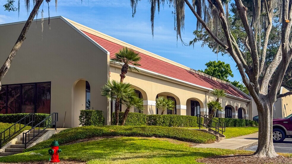 More Photos Of 528 Northlake Blvd, Altamonte Springs Unknown For Lease