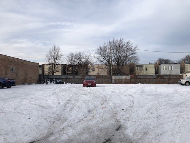 More Photos Of 4718-4722 W Harrison St, Chicago Warehouse For Sale