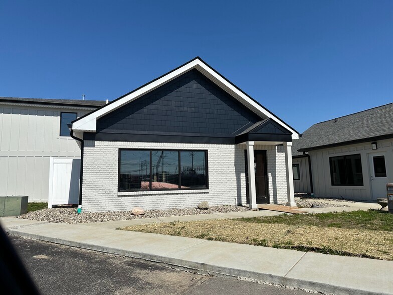 More Photos Of 7730 US Highway 42, Florence Unknown For Lease