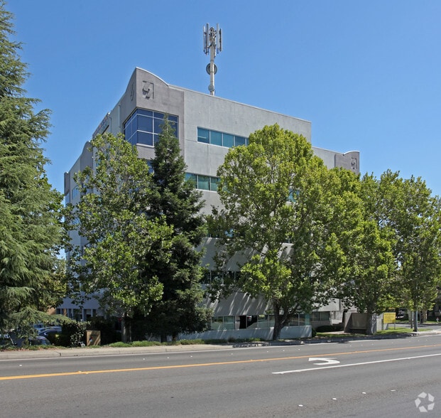 More Photos Of 1401 El Camino Ave, Sacramento Office For Lease