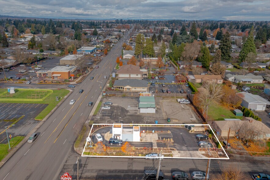 More Photos Of 4560 River Rd N, Keizer Restaurant For Sale