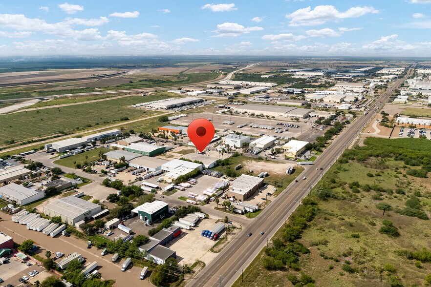 More Photos Of 6501 S 28th St, McAllen Warehouse For Lease