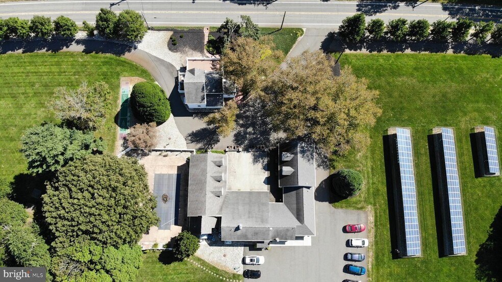 More Photos Of 509 Woodstown Rd, Swedesboro Unknown For Lease