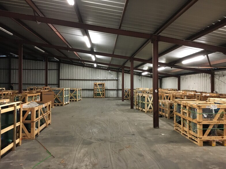More Photos Of 1510 Hopper Rd, Houston Industrial For Lease