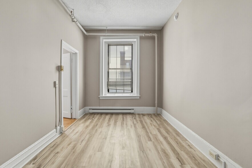 More Photos Of 35 Union St, New London Apartments For Sale