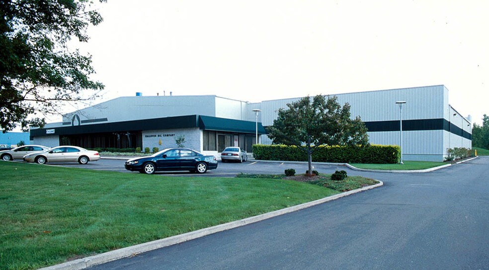 More Photos Of 21845 Drake Rd, Strongsville Manufacturing For Sale