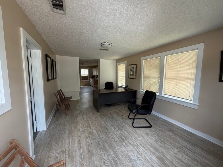 More Photos Of 31625 LA-22, Springfield Office For Lease