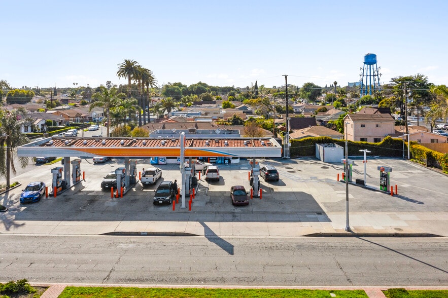 More Photos Of 11515 Atlantic Ave, Lynwood Service Station For Sale