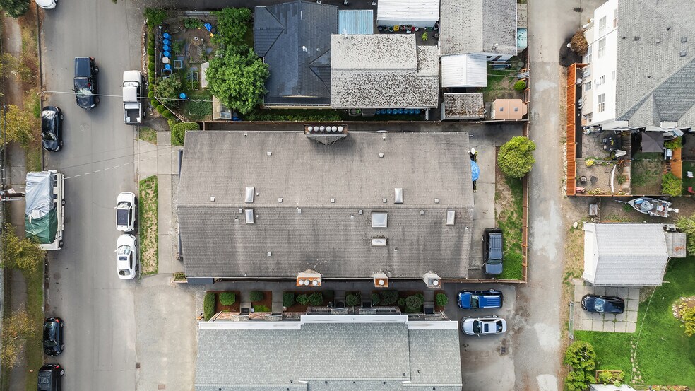 More Photos Of 1214 N 137th St, Seattle Multifamily For Sale