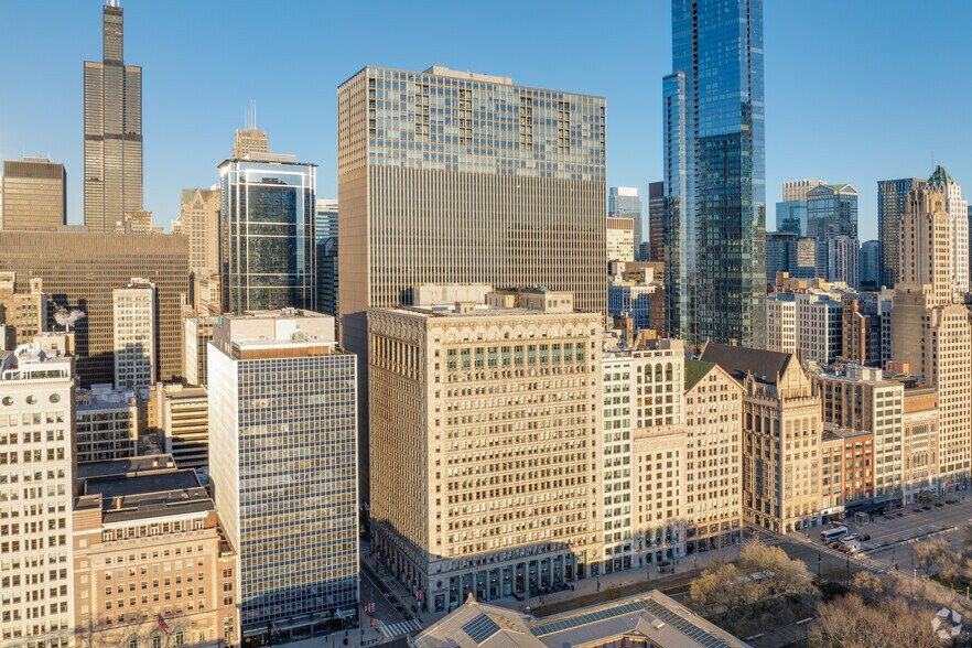 More Photos Of 122 S Michigan Ave, Chicago Office For Lease