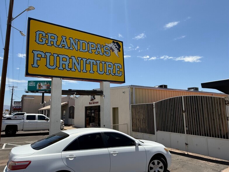 More Photos Of 8111 E Apache Trl, Mesa Freestanding For Sale